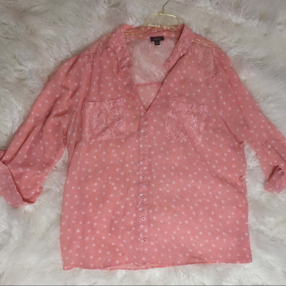 💜 Peachy Pink & White Polka Dot Lace Button Up